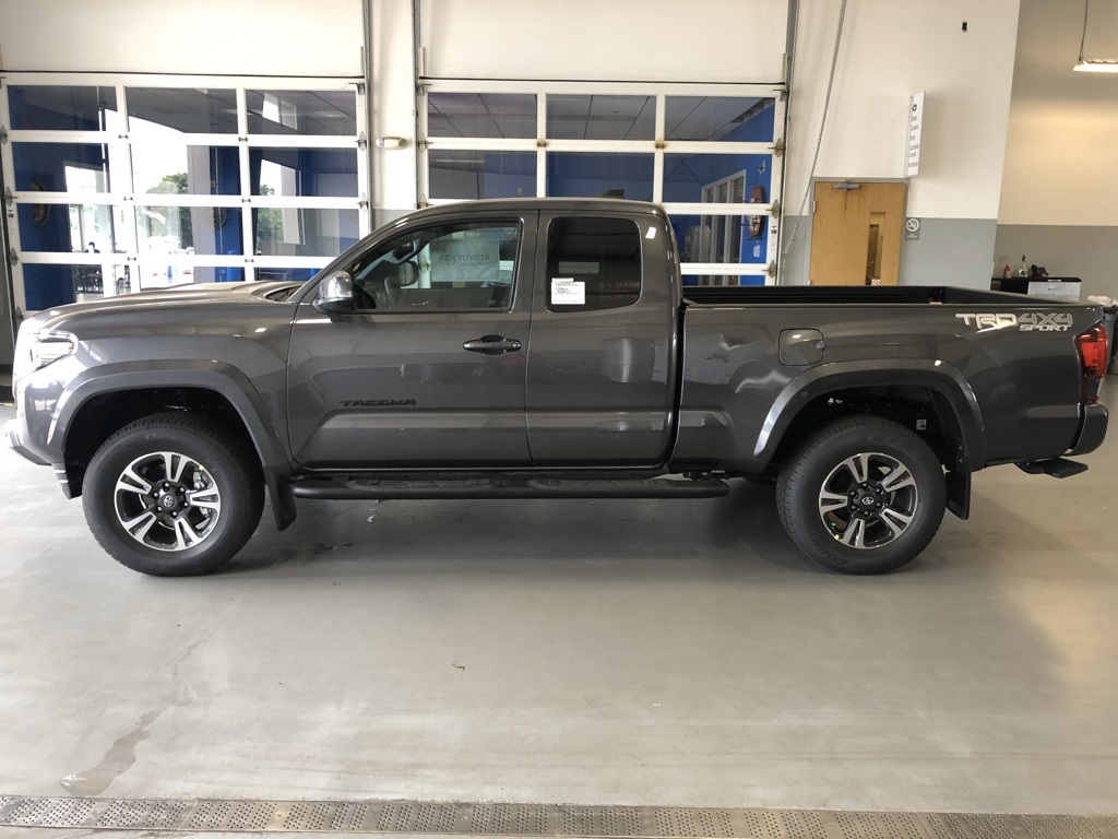 New 2019 Toyota Tacoma Trd Sport 4d Access Cab 4wd